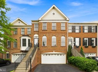 814 Maple Flats Ter, Purcellville, VA 20132