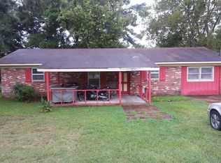 112 Imperial Dr, Eufaula, AL 36027