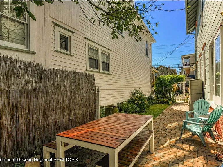 121 Mount Hermon Way — Photo 20