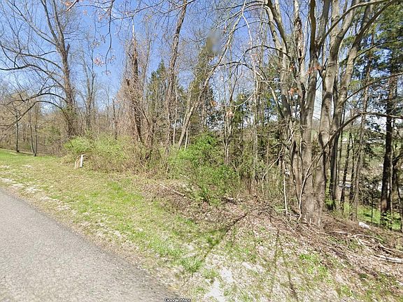 3rd image of LOT 3 Elm Crest Ct