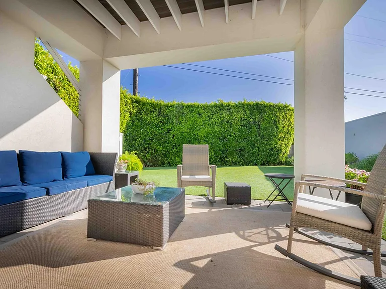 5366 Chelsea St — Photo 33