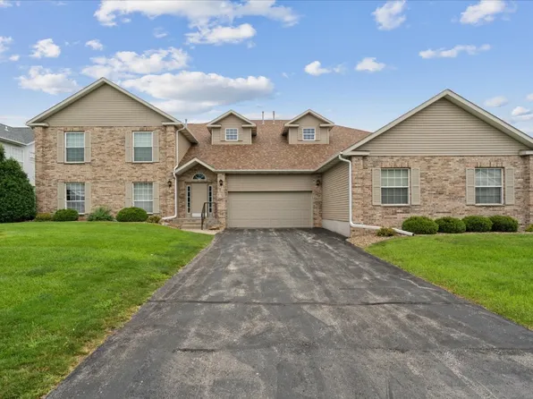 3110 Towne House Dr NE Unit A, Cedar Rapids, IA 52402