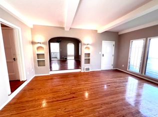 6138 Alcott St, Los Angeles, CA 90035