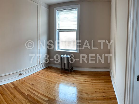 4th image of 1371 W Estes Ave #D3