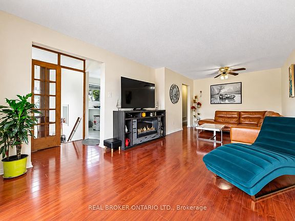 4th image of 54 Millhouse Cres