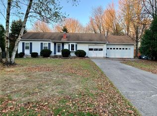 8048 Glenwood Dr, Rome, NY 13440