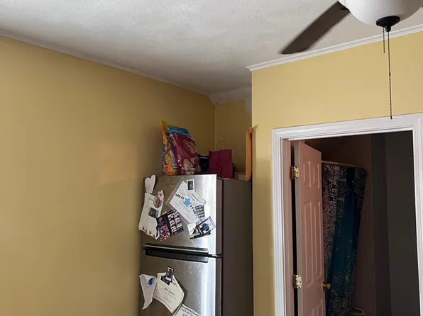47 Hyat St #3, Providence, RI 02909