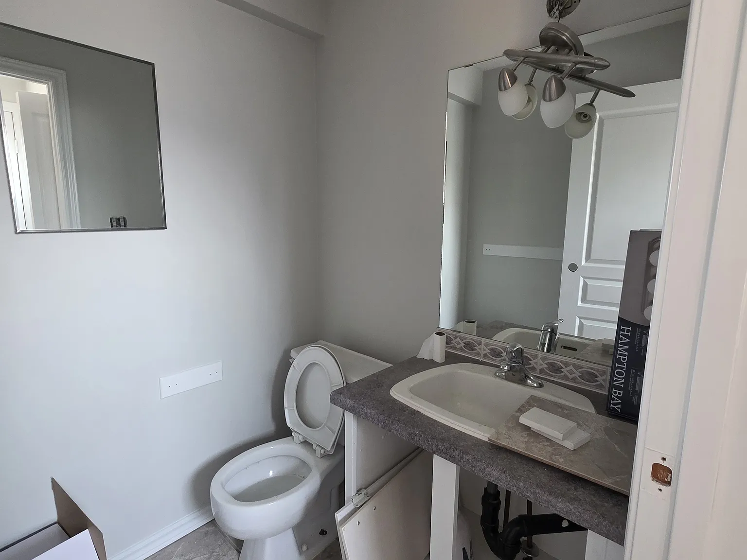 3 bed, 1.5 bath, 1100 sqft, $1,595 — Photo 3
