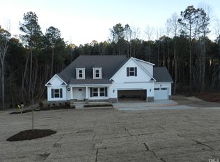 36 Flora Dr, Benson, NC 27504