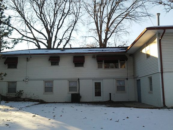 5th image of 332 S 50th St