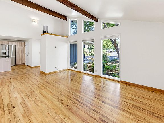 5th image of 123 Cypress Cir