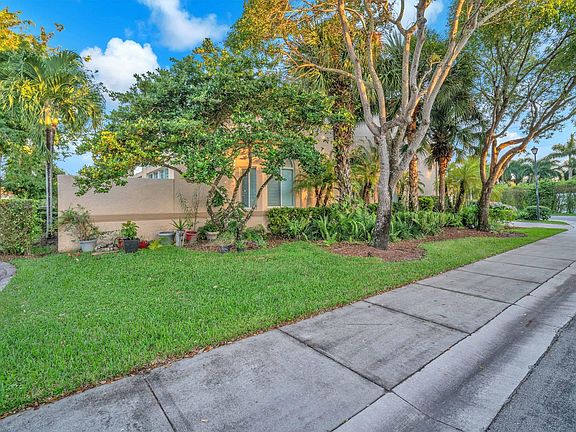 5th image of 5190 W Madison Lakes Circle