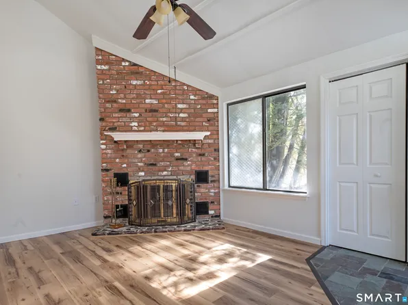 19 Polpis Lane #19, Guilford, CT 06437