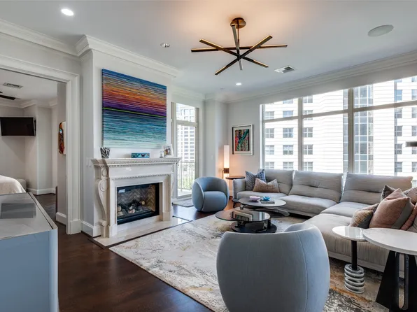 2555 N Pearl St APT 804, Dallas, TX 75201