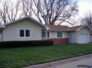 5 Terrace Ave, Treynor, IA 51575