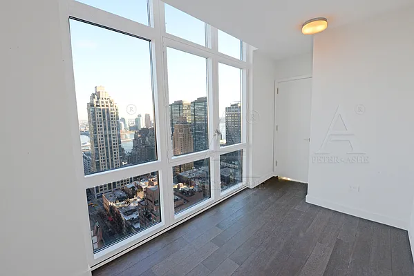 Rented by Peter Ashe | media 16