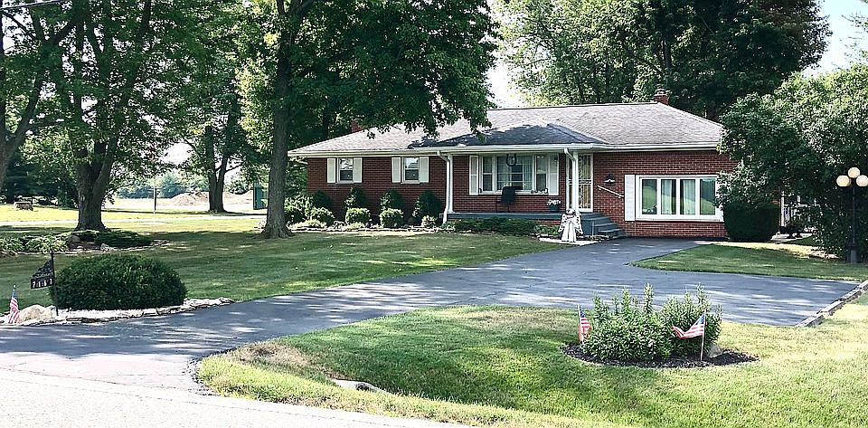 1st image of 7167 E Hanna Ave