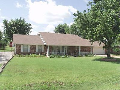 1st image of 1936 W Rose Oak Dr