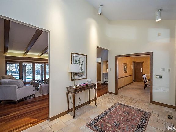3rd image of 1673 Frontenac Woods Ln