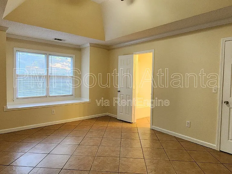 2735 Stanton Woods Dr SE — Photo 23