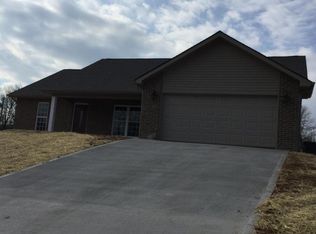 3105 Arthur Walker Rd, Maryville, TN 37803