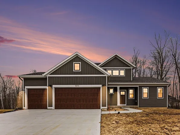 5970 Claymont Ct SE, Caledonia, MI 49316