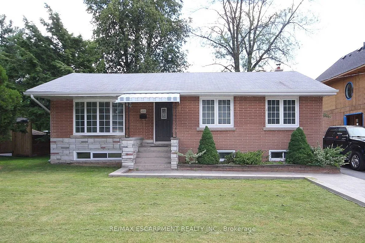 Building Photo - 1026 Bridge Rd