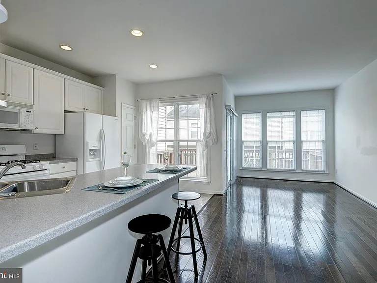 Kitchen with eating area- walkout deck