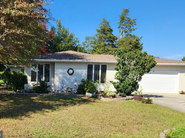 33 Atlantis Blvd, Little Egg Harbor, NJ 08087