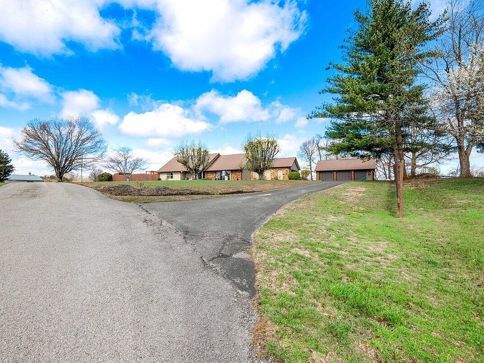 1st image of 128 County Farm Rd