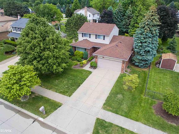 5th image of 14445 Coulee Dr