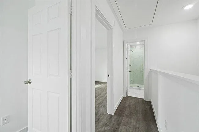 3 bed, 2.5 bath, 1150 sqft, $1,604 — Photo 4