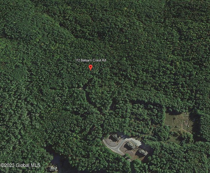 4th image of 112 Balsam Crest Road
