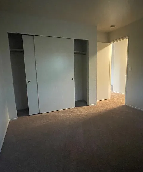 North Dutton Place Apartments — Photo 5
