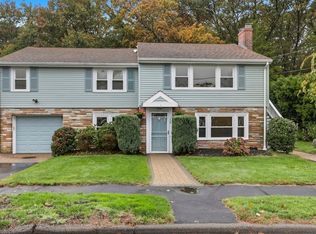 12 Mansfield St, Peabody, MA 01960