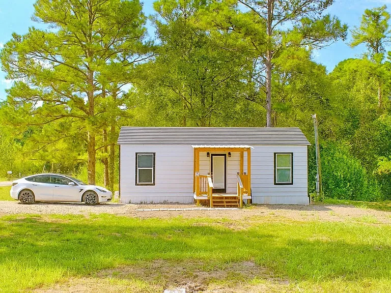 2 Lula Dr — Photo 2