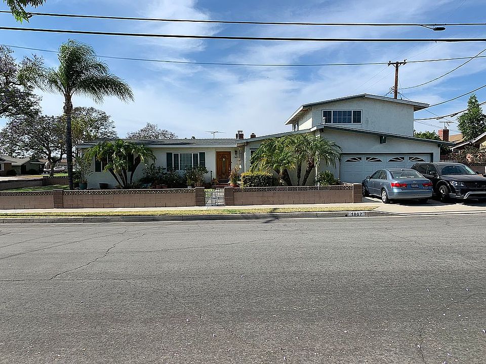 1st image of 1867 W Victoria Ave