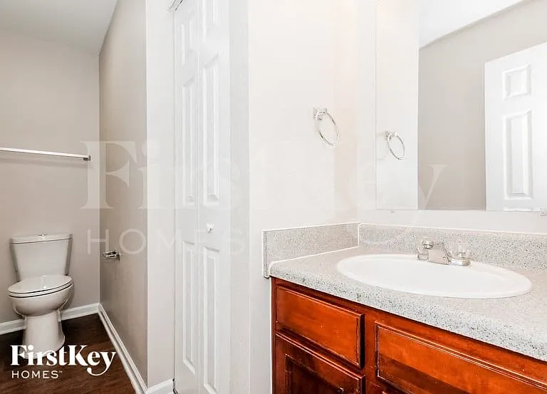 1434 Waterlily Ln — Photo 10