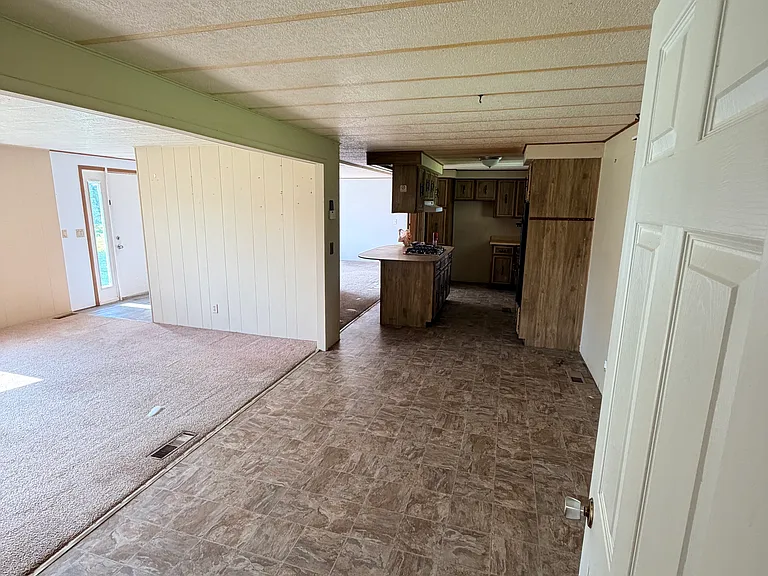 75090 Van Dyke Ave — Photo 14