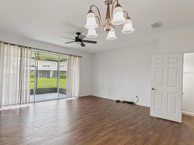 1055 Rock Harbor Ave — Photo 10