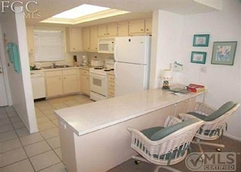 4th image of 2737 W Gulf Dr Unit 137