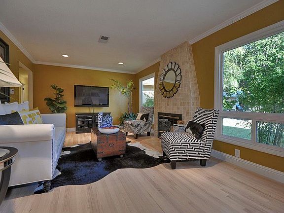 5th image of 236 Westridge Dr