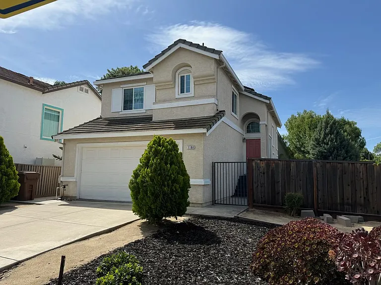 1100 Twinbridge Ct — Photo 1