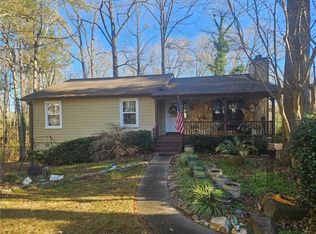 4001 Wylie Ln, Powder Springs, GA 30127