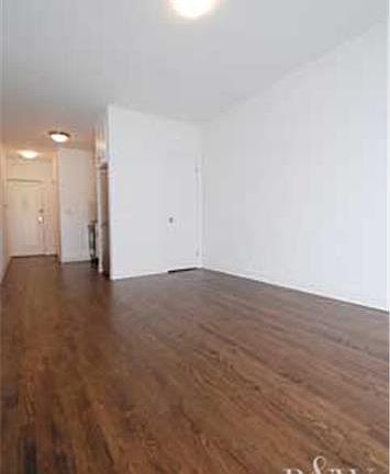 3rd image of 312 W 23rd St APT 4D