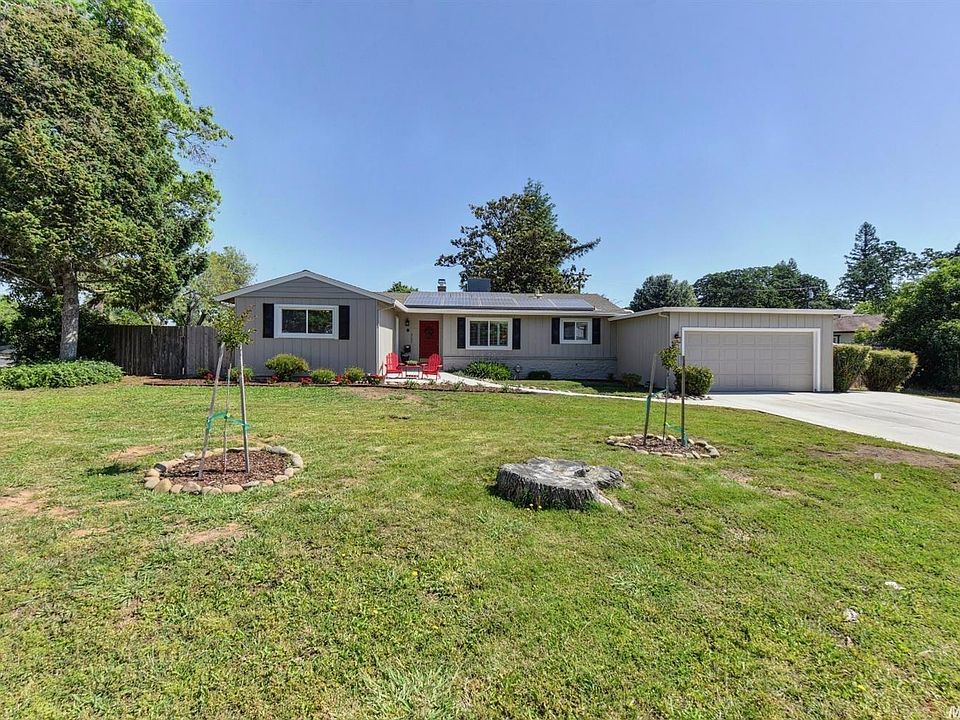 2nd image of 5101 Oak Leaf Ave