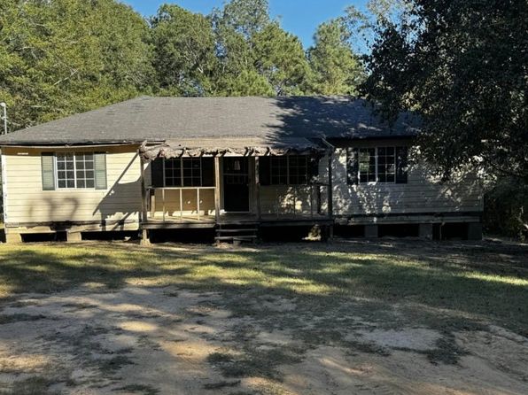 122 Hull Dr