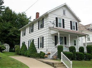 310 16th St, Franklin, PA 16323
