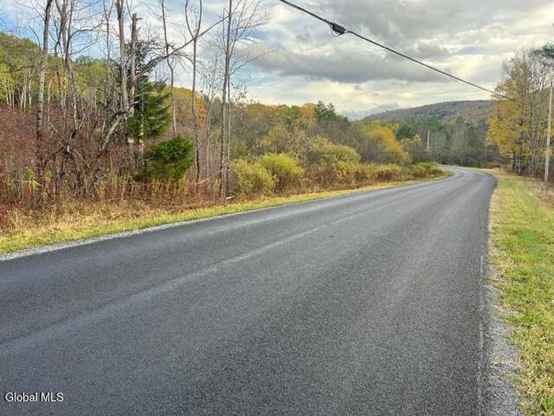 2nd image of L8 Sawyer Hollow Road
