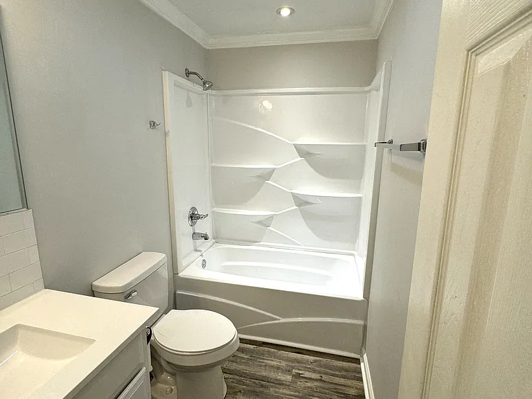 434 E Jennings St — Photo 10